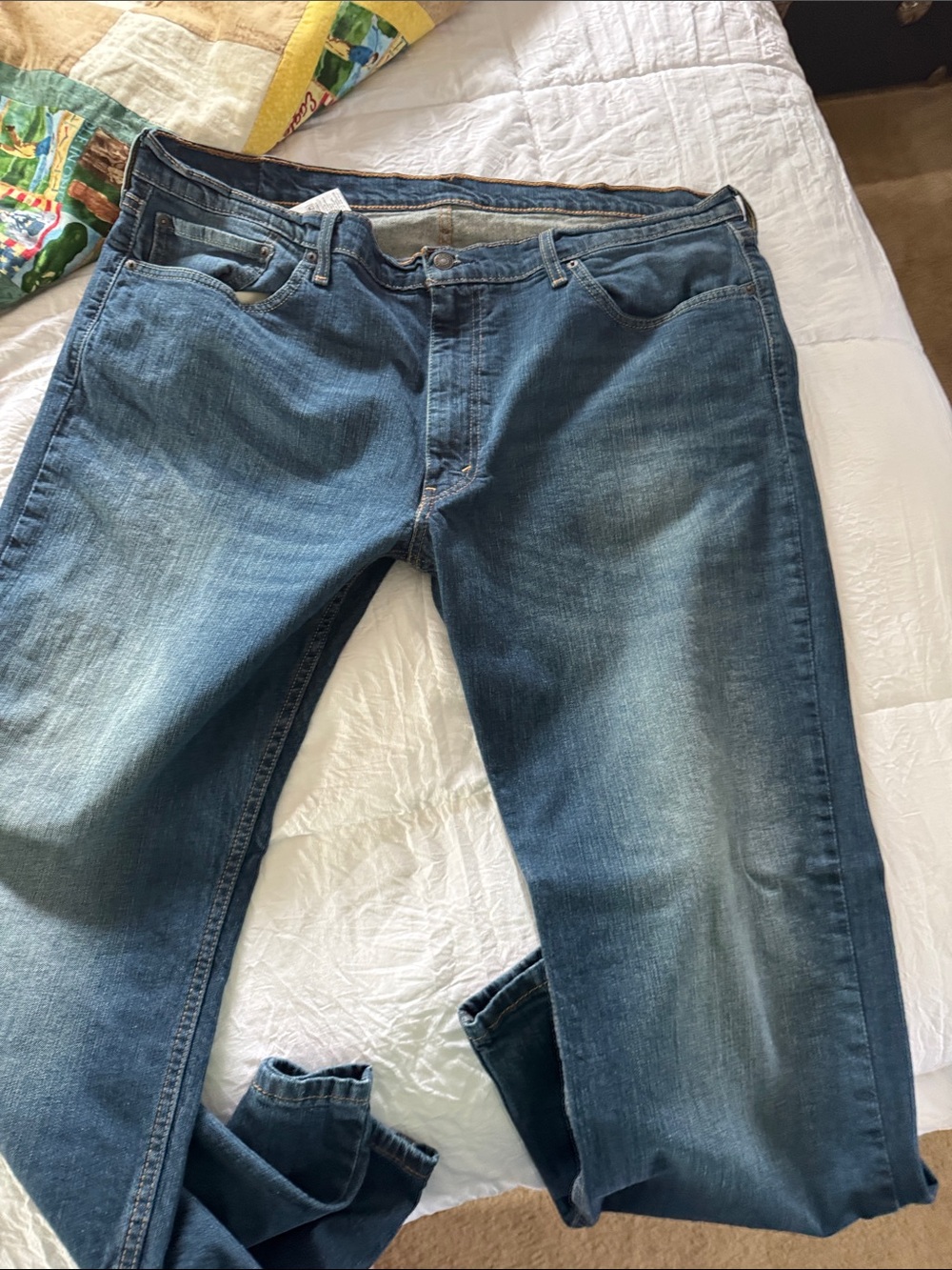 Levi's Men's Faded Blue Straight Jeans